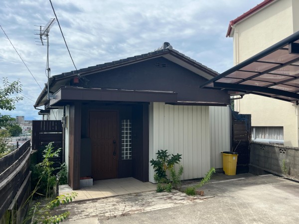 大牟田市出雲町　2階建住宅のサムネイル